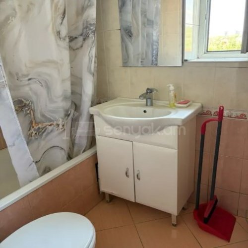 2 Սենյականոց Բնակարան Քարե Շենքում, 55քմ, 4/4 հարկ, Կապիտալ Վերանորոգված, Կահավորված, Արևկող