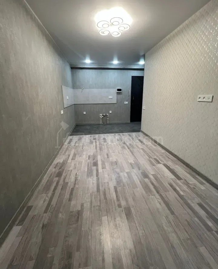 2 Սենյականոց Բնակարան, 28քմ, 1/5 հարկ, Կապիտալ Վերանորոգված