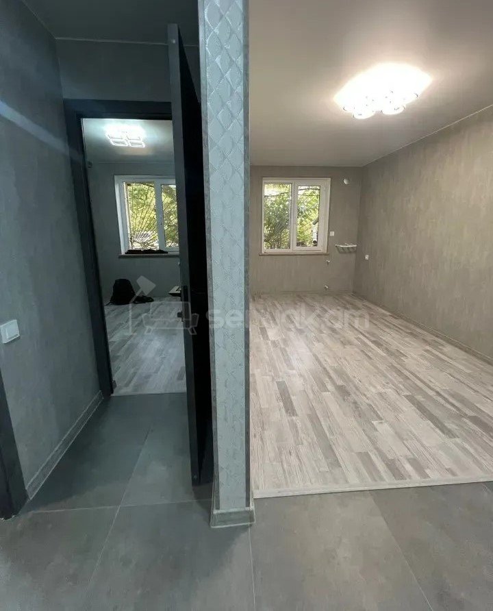 2 Սենյականոց Բնակարան, 28քմ, 1/5 հարկ, Կապիտալ Վերանորոգված