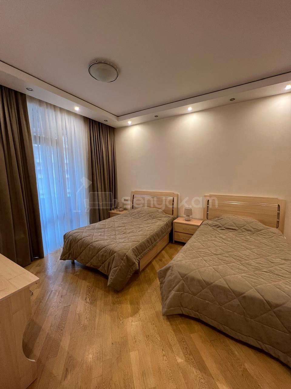 4 Սենյականոց Բնակարան Նորակառույցում, 205քմ, 7/11 հարկ, Դիզայներական Վերանորոգված, Կահավորված, Արևկող