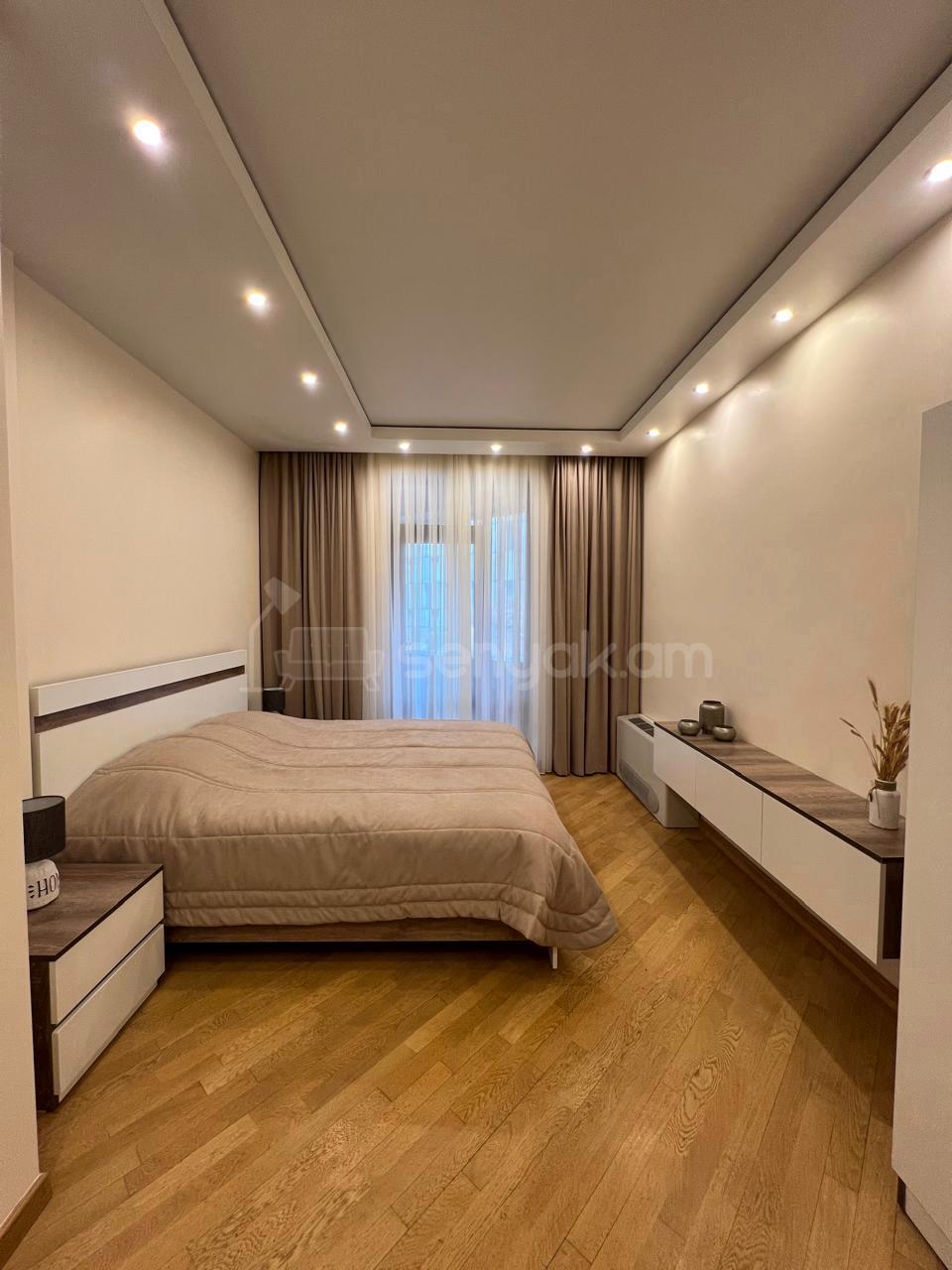 4 Սենյականոց Բնակարան Նորակառույցում, 205քմ, 7/11 հարկ, Դիզայներական Վերանորոգված, Կահավորված, Արևկող