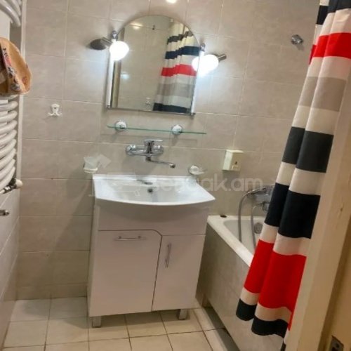 3 Սենյականոց Բնակարան, 72քմ, 7/16 հարկ, Կոսմետիկ Վերանորոգված, Կահավորված, Արևկող