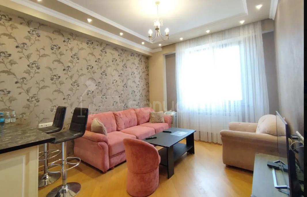 2 Սենյականոց Բնակարան Նորակառույցում, 40քմ, 7/14 հարկ, Դիզայներական Վերանորոգված, Կահավորված