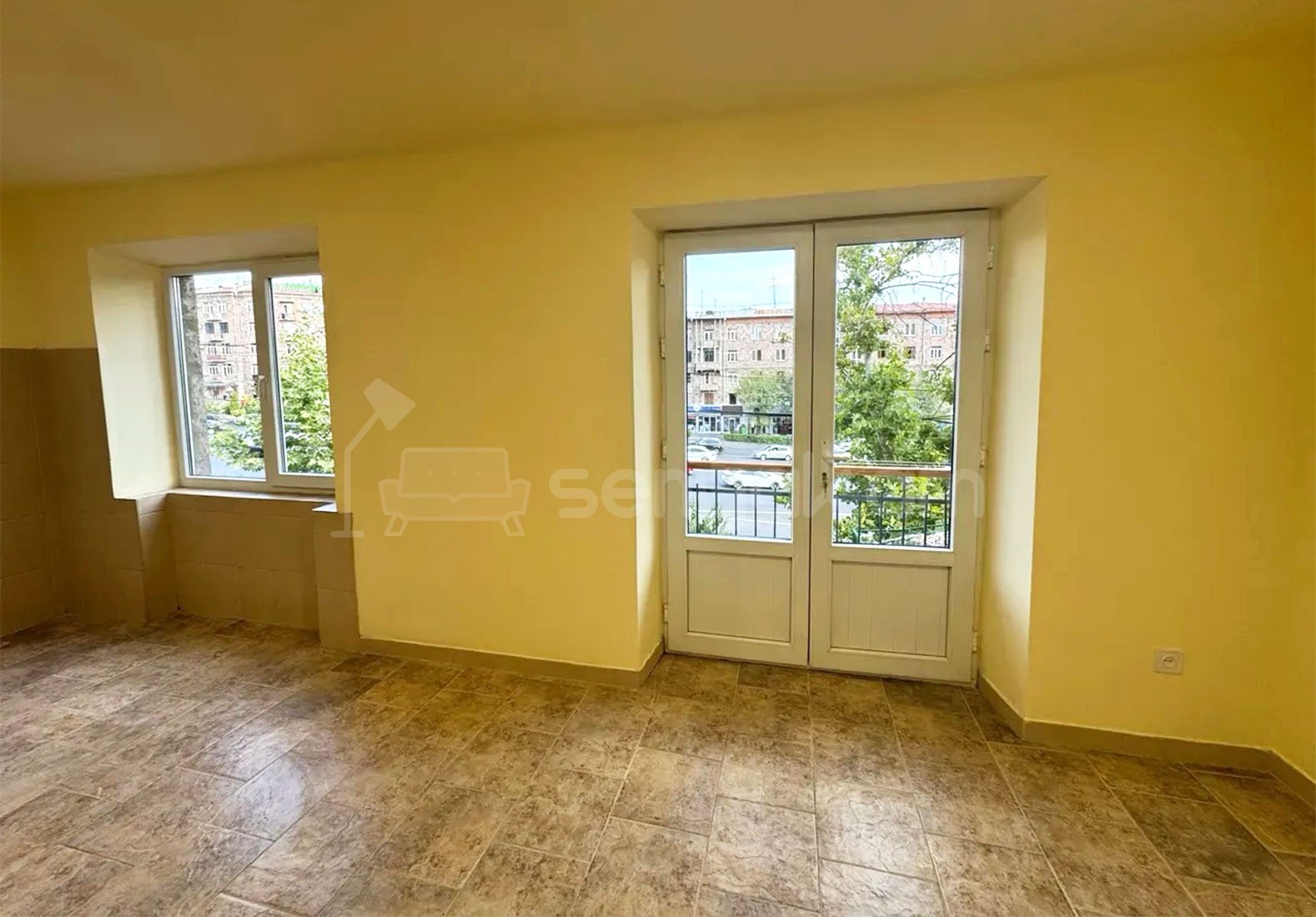 1 Սենյականոց Բնակարան Քարե Շենքում, 31քմ, 3/5 հարկ, Կապիտալ Վերանորոգված