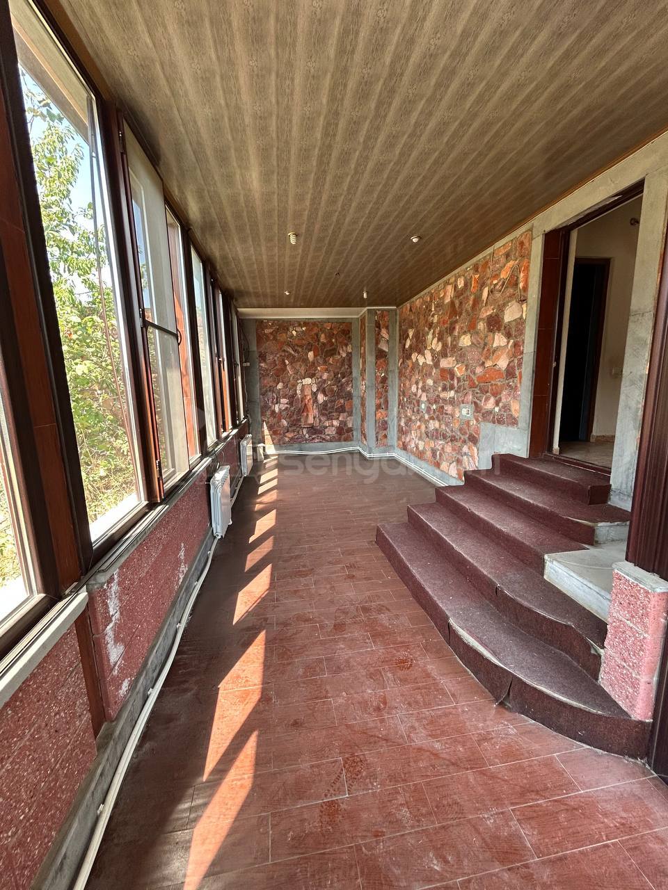 5 Սենյականոց Սեփական Տուն, 143քմ, Կապիտալ Վերանորոգված