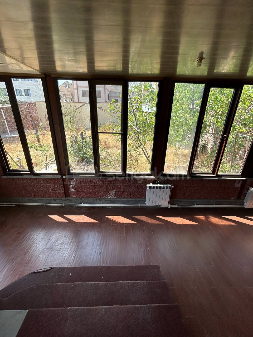 5 Սենյականոց Սեփական Տուն, 143քմ, Կապիտալ Վերանորոգված