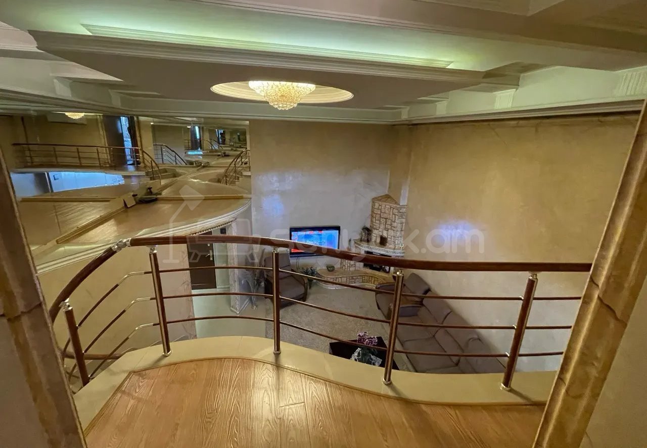 4 Սենյականոց Բնակարան Նորակառույց Քարե Շենքում, 105քմ, 2/6 հարկ, Կապիտալ Վերանորոգված