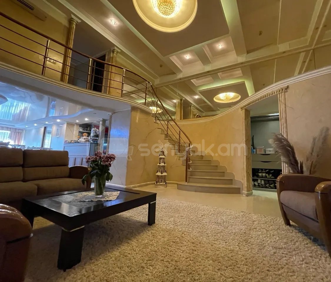 4 Սենյականոց Բնակարան Նորակառույց Քարե Շենքում, 105քմ, 2/6 հարկ, Կապիտալ Վերանորոգված