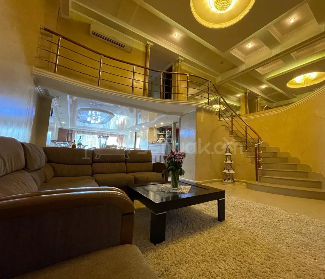 4 Սենյականոց Բնակարան Նորակառույց Քարե Շենքում, 105քմ, 2/6 հարկ, Կապիտալ Վերանորոգված