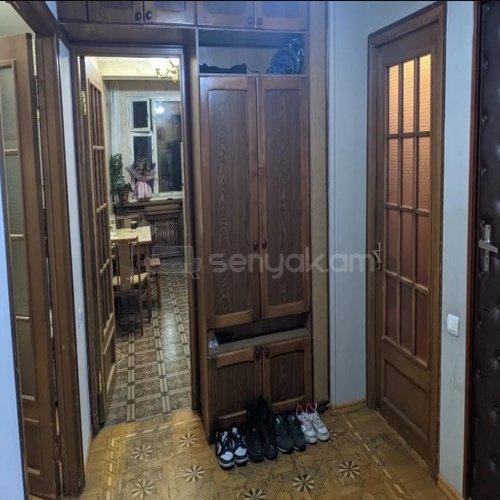 3 Սենյականոց Բնակարան Քարե Շենքում, 80քմ, 2/5 հարկ, Կոսմետիկ Վերանորոգված, Կահավորված, Արևկող