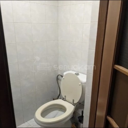 3 Սենյականոց Բնակարան Քարե Շենքում, 80քմ, 2/5 հարկ, Կոսմետիկ Վերանորոգված, Կահավորված, Արևկող