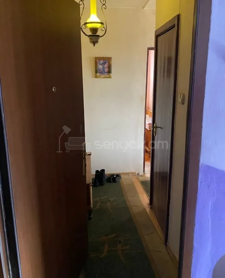 2 Սենյականոց Բնակարան Քարե Շենքում, 38քմ, 4/5 հարկ, Կոսմետիկ Վերանորոգված