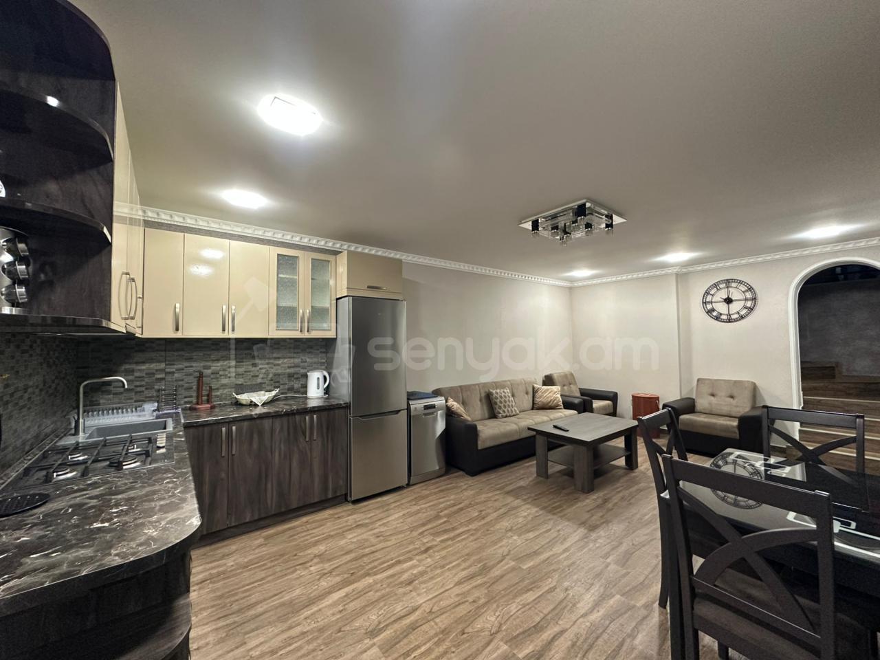 2 Սենյականոց Սեփական Տուն, 60քմ, Կապիտալ Վերանորոգված, Կահավորված