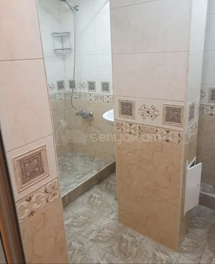 3 Սենյականոց Բնակարան, 68քմ, 3/9 հարկ, Նորմալ Վիճակում, Կահավորված, Արևկող