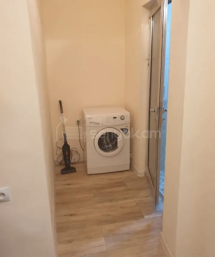 3 Սենյականոց Բնակարան, 68քմ, 3/9 հարկ, Նորմալ Վիճակում, Կահավորված, Արևկող