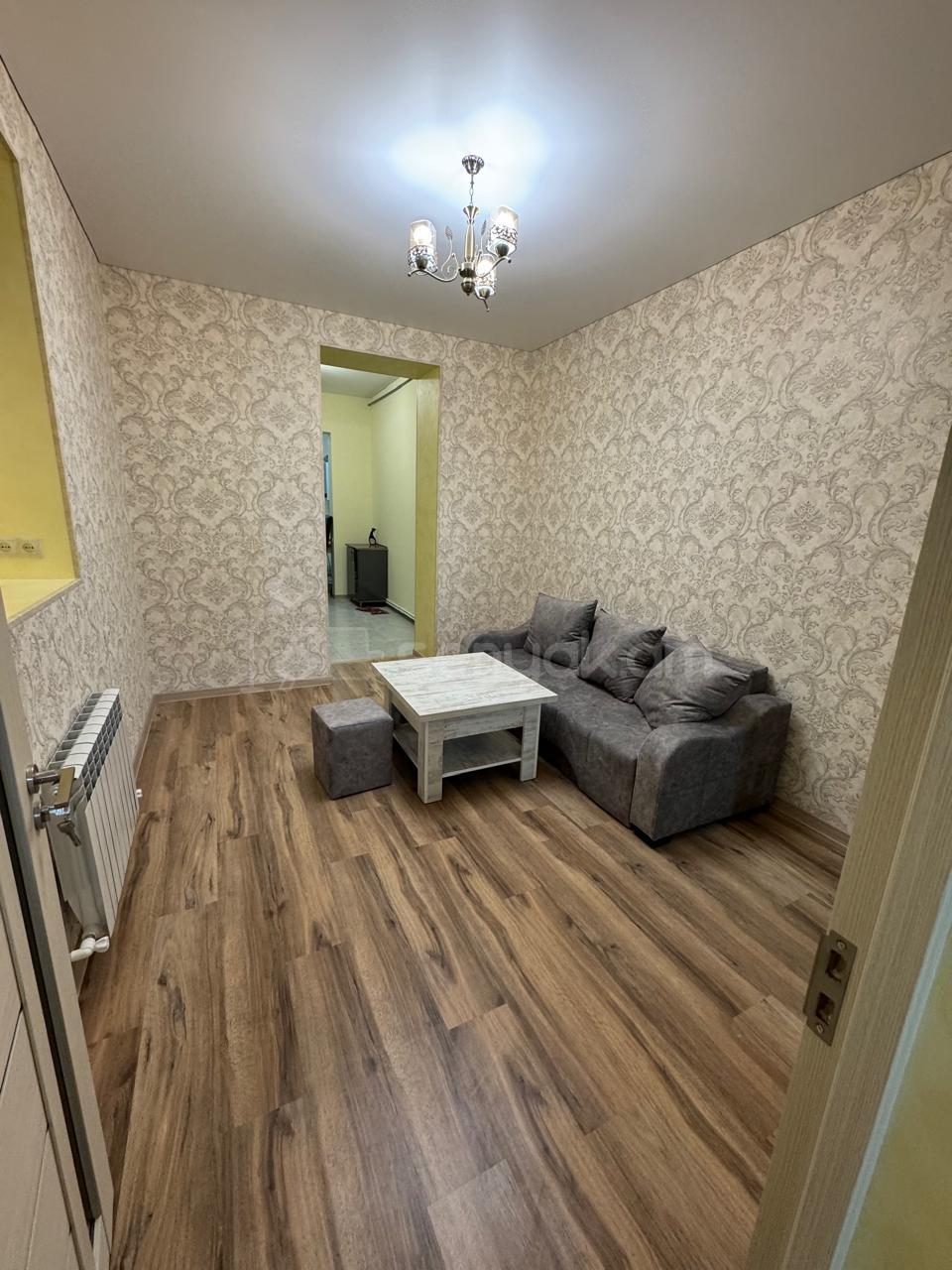 2 Սենյականոց Բնակարան Քարե Շենքում, 50քմ, 1/1 հարկ, Նորմալ Վիճակում, Կահավորված, Արևկող