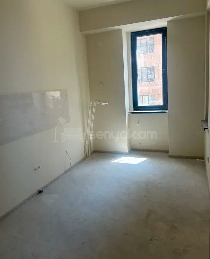 3 Սենյականոց Բնակարան, 87քմ, 8/16 հարկ, Կապիտալ Վերանորոգված