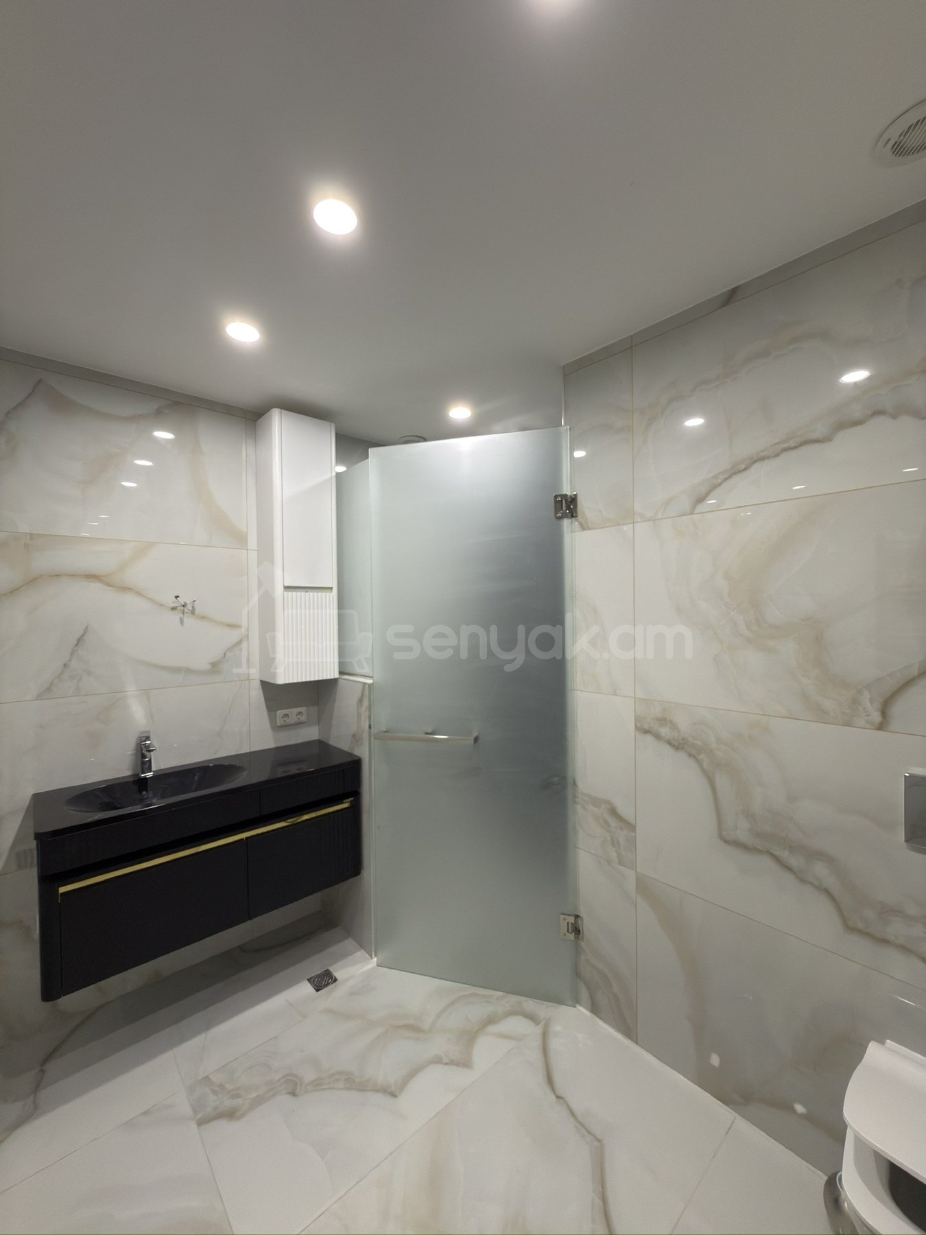 3 Սենյականոց Բնակարան Նորակառույցում, 108քմ, 16/18 հարկ, Կապիտալ Վերանորոգված