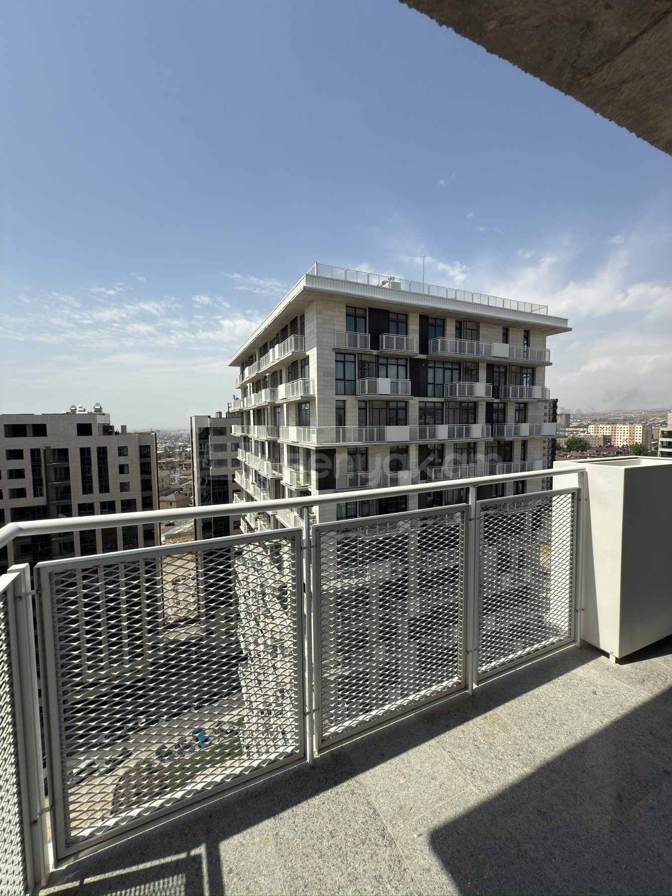 3 Սենյականոց Բնակարան Նորակառույցում, 108քմ, 16/18 հարկ, Կապիտալ Վերանորոգված