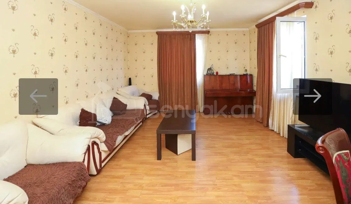 3 Սենյականոց Բնակարան Քարե Շենքում, 90քմ, 2/5 հարկ, Նորմալ Վիճակում