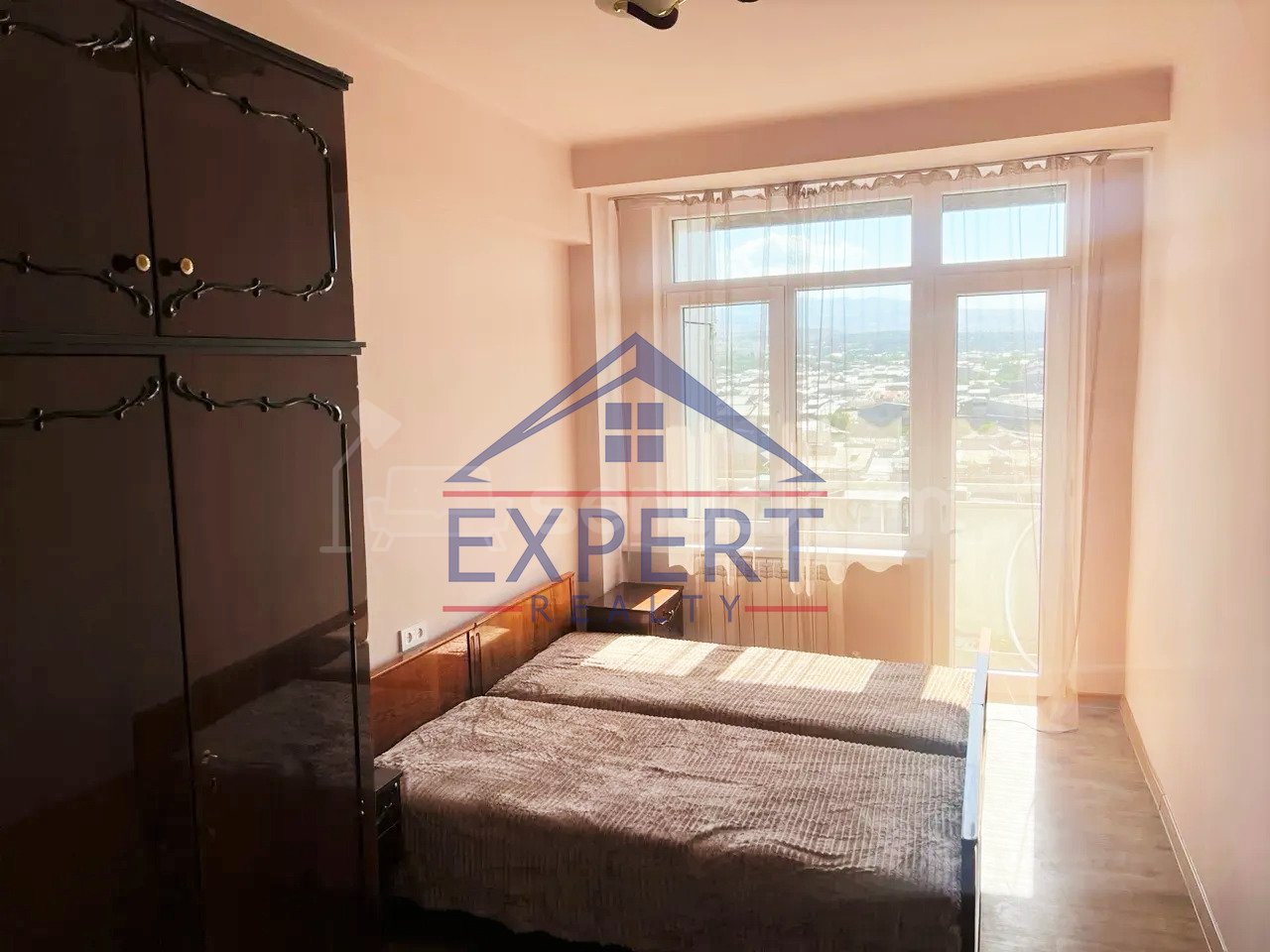 3 Սենյականոց Բնակարան, 64քմ, 8/8 հարկ, Նորմալ Վիճակում, Կահավորված, Արևկող