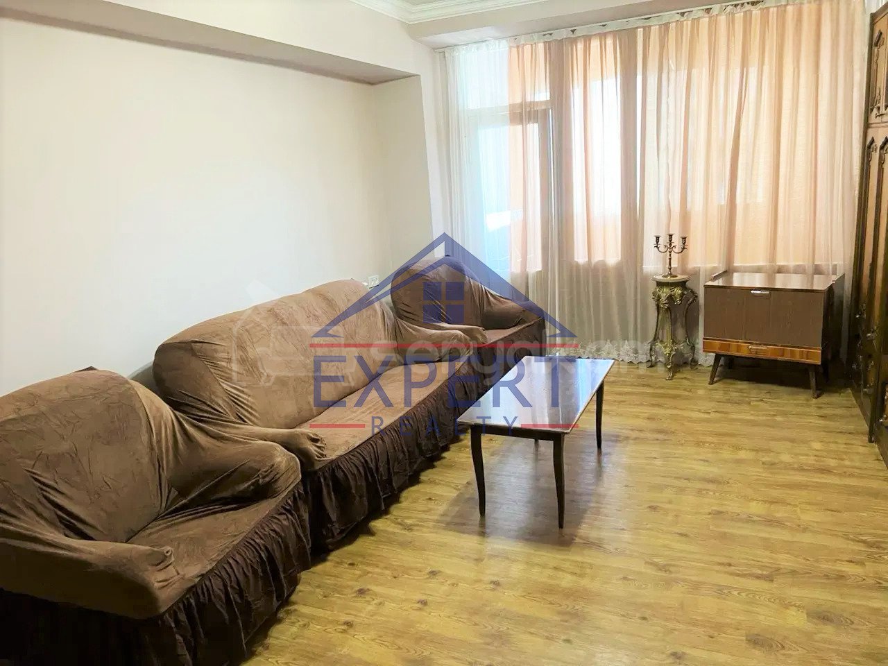3 Սենյականոց Բնակարան, 64քմ, 8/8 հարկ, Նորմալ Վիճակում, Կահավորված, Արևկող