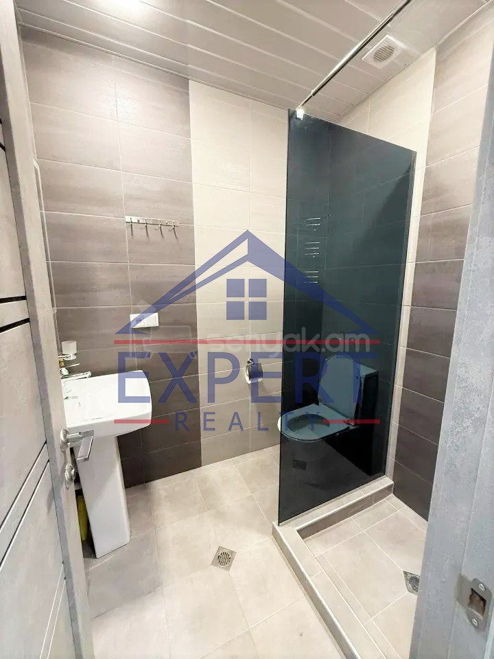 2 Սենյականոց Բնակարան Նորակառույցում, 43քմ, 5/16 հարկ, Կապիտալ Վերանորոգված, Կահավորված, Արևկող