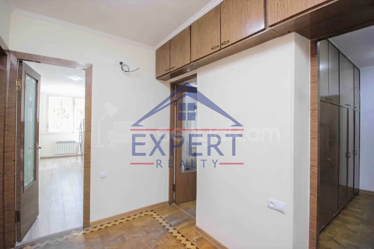 4 Սենյականոց Բնակարան, 100քմ, 1/9 հարկ, Կապիտալ Վերանորոգված, Կահավորված, Արևկող