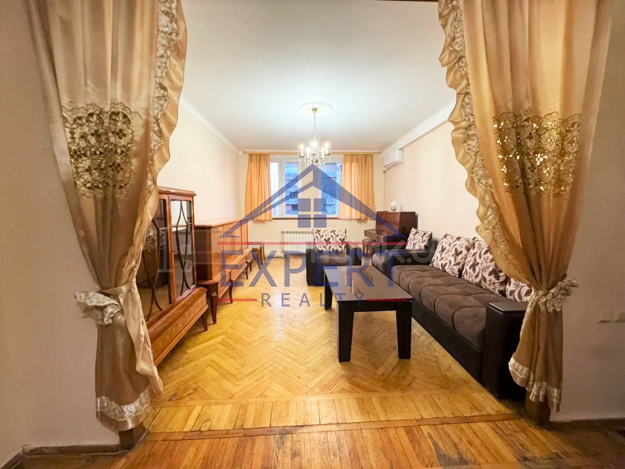 3 Սենյականոց Բնակարան, 80քմ, 5/9 հարկ, Նորմալ Վիճակում, Կահավորված, Արևկող