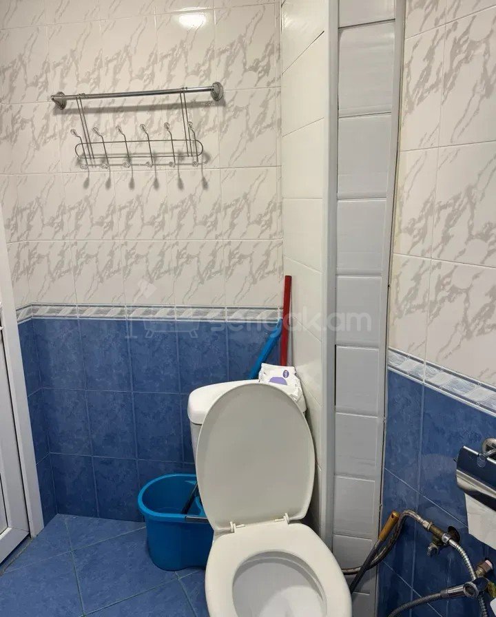 1 Սենյականոց Բնակարան Քարե Շենքում, 50քմ, 2/4 հարկ, Դիզայներական Վերանորոգված, Կահավորված