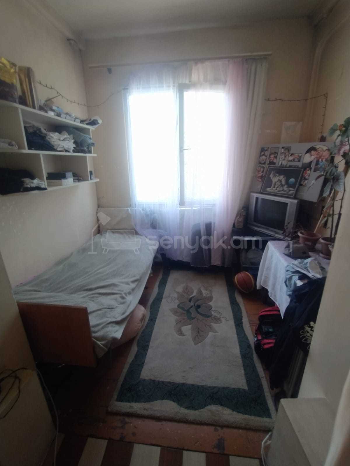 2 Սենյականոց Բնակարան Քարե Շենքում, 54քմ, 4/4 հարկ, Նորմալ Վիճակում