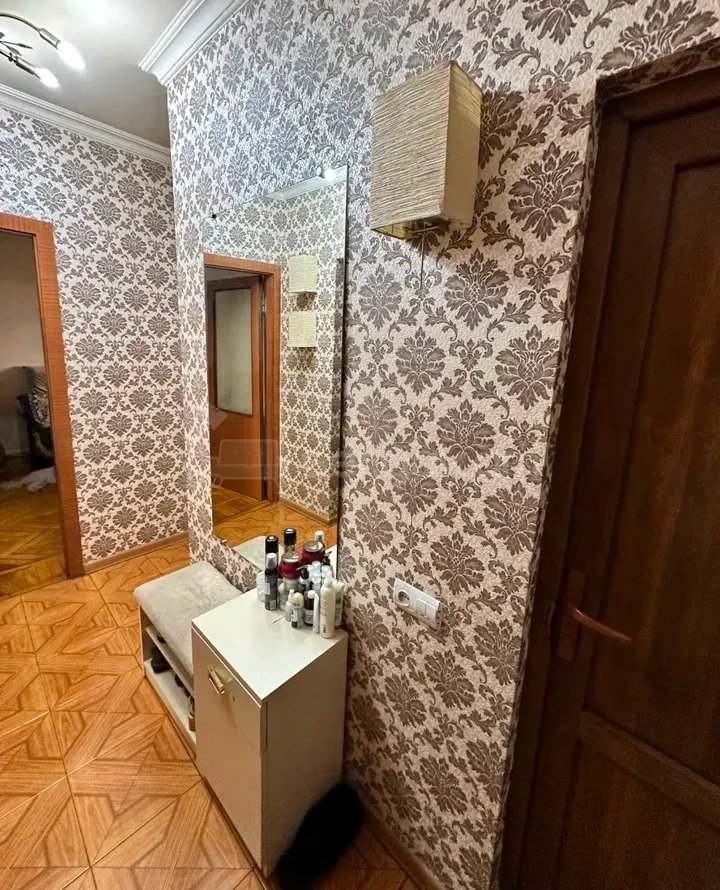 3 Սենյականոց Բնակարան Քարե Շենքում, 75քմ, 2/5 հարկ, Կոսմետիկ Վերանորոգված