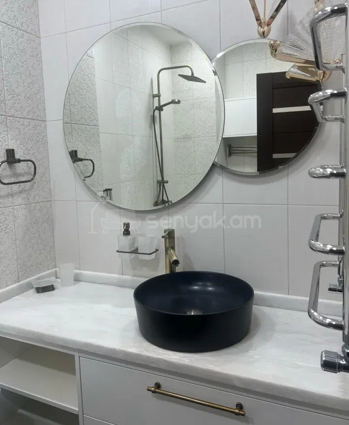 2 Սենյականոց Բնակարան Նորակառույցում, 70քմ, 5/15 հարկ, Դիզայներական Վերանորոգված, Կահավորված