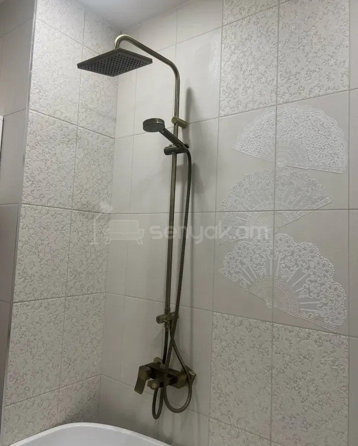 2 Սենյականոց Բնակարան Նորակառույցում, 70քմ, 5/15 հարկ, Դիզայներական Վերանորոգված, Կահավորված