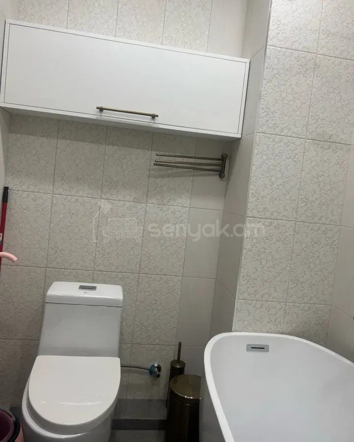 2 Սենյականոց Բնակարան Նորակառույցում, 70քմ, 5/15 հարկ, Դիզայներական Վերանորոգված, Կահավորված