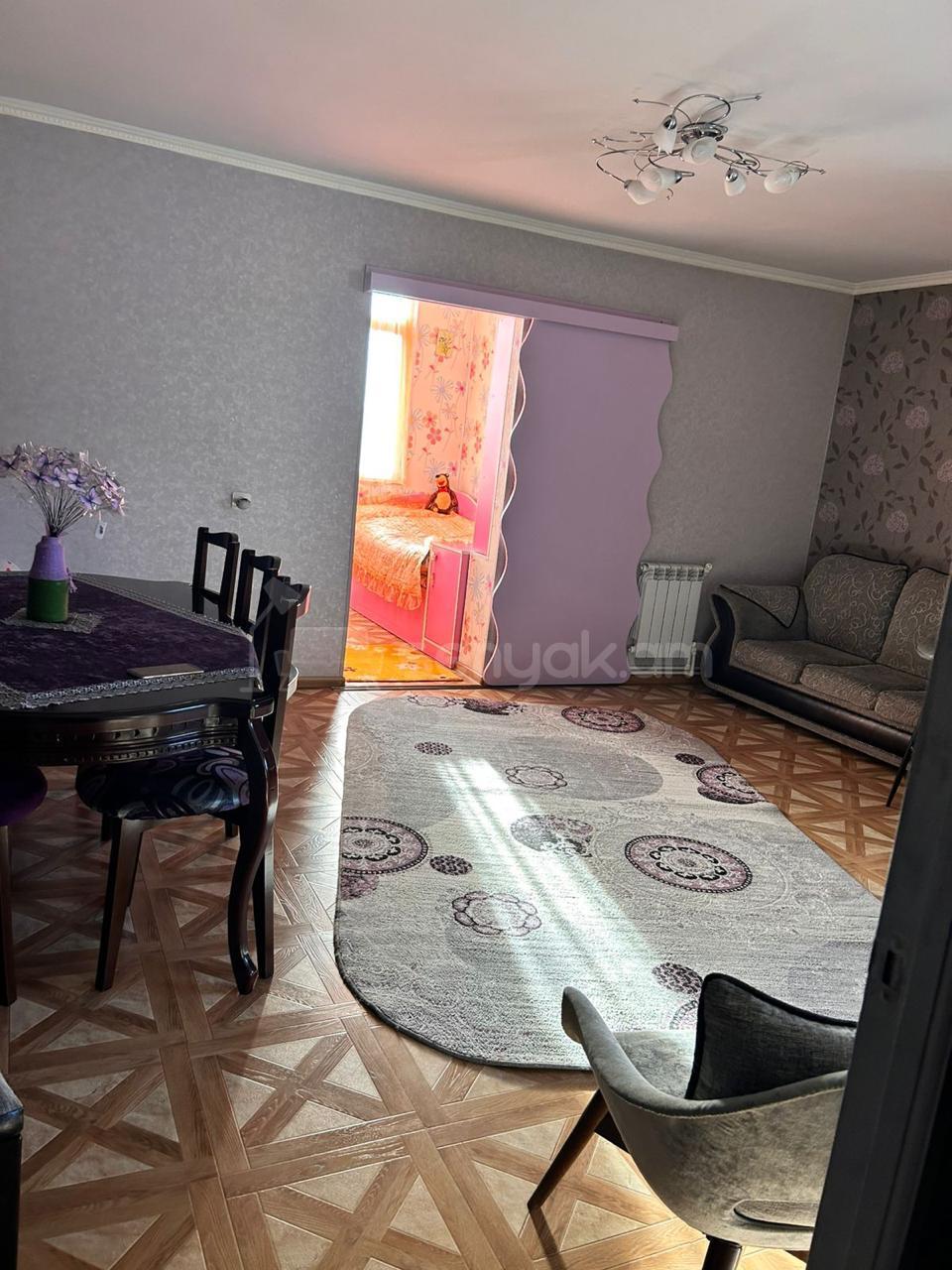 2 Սենյականոց Բնակարան Քարե Շենքում, 40քմ, 4/4 հարկ, Նորմալ Վիճակում