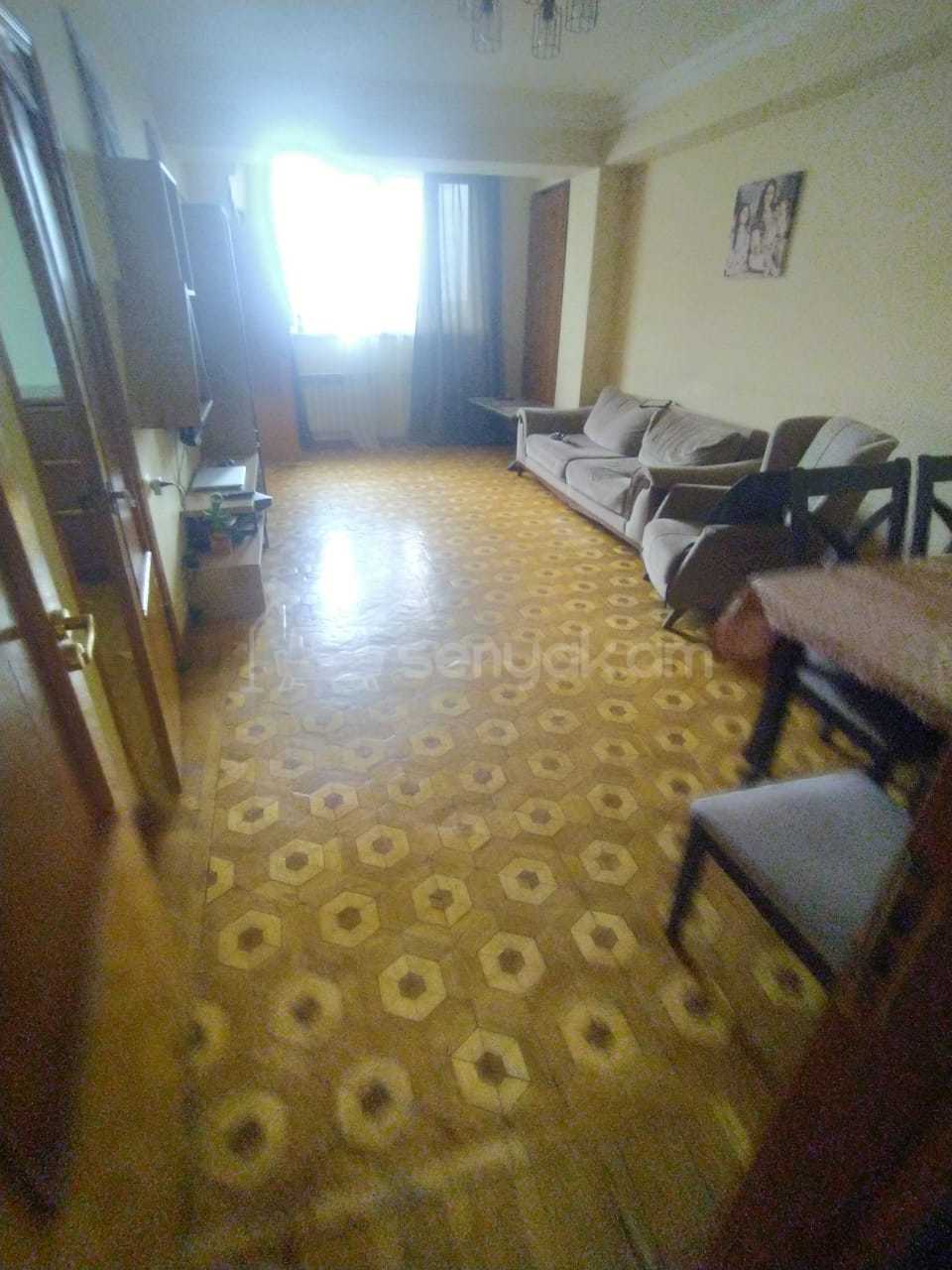 4 Սենյականոց Բնակարան, 77քմ, 11/14 հարկ, Նորմալ Վիճակում