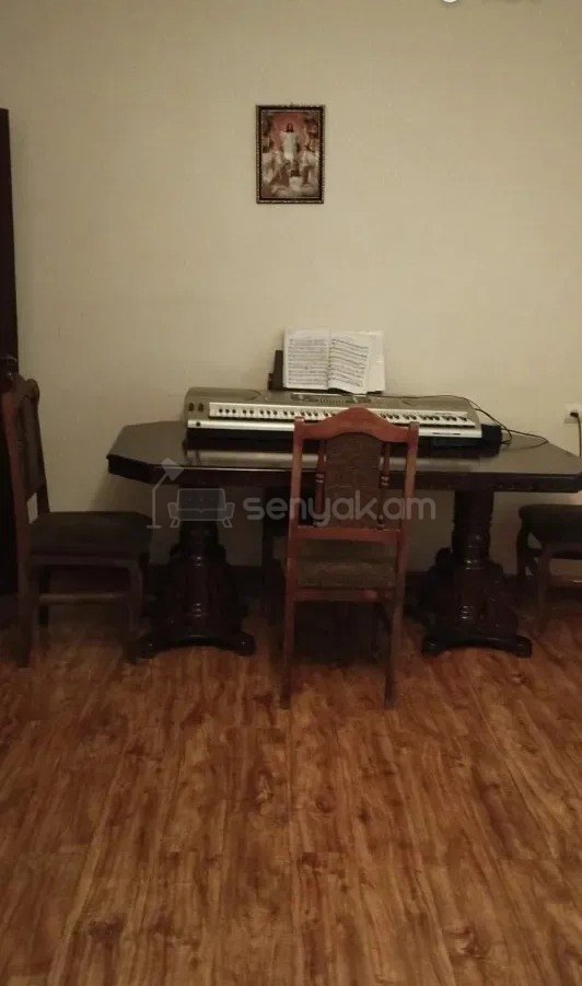 3 Սենյականոց Բնակարան, 80քմ, 9/9 հարկ, Կապիտալ Վերանորոգված, Կահավորված