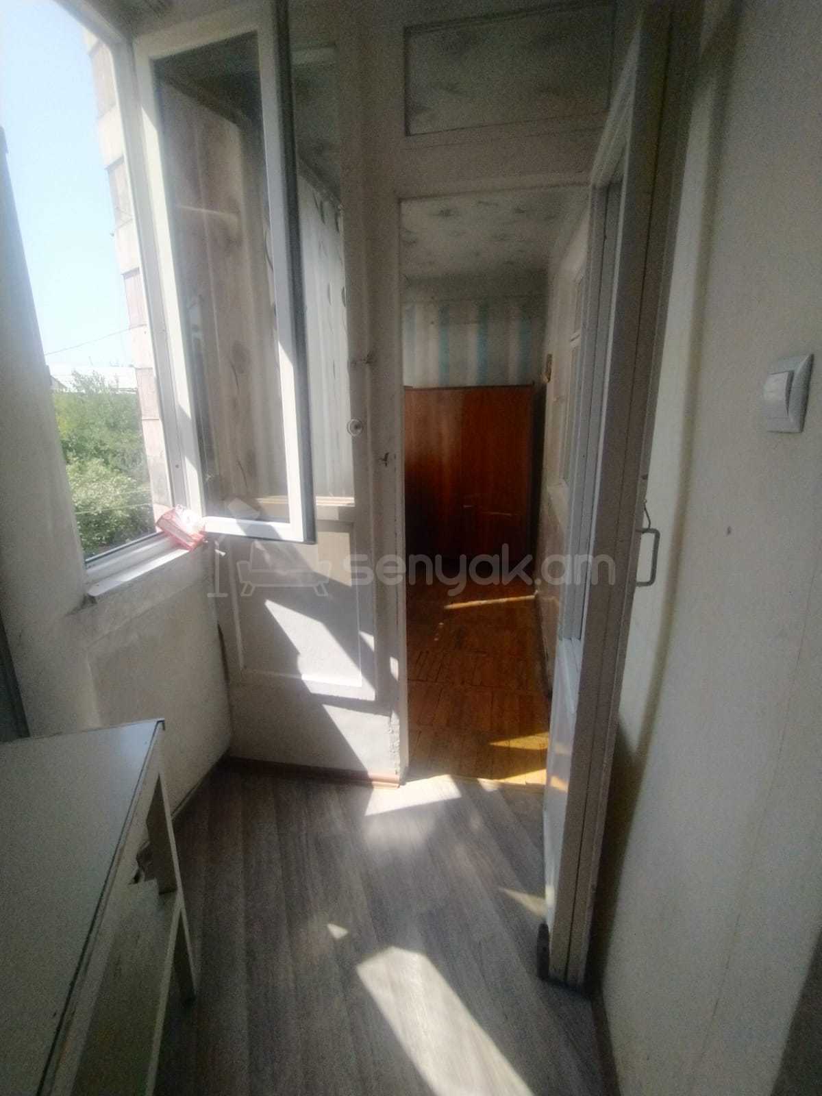 3 Սենյականոց Բնակարան, 87քմ, 2/12 հարկ, Նորմալ Վիճակում