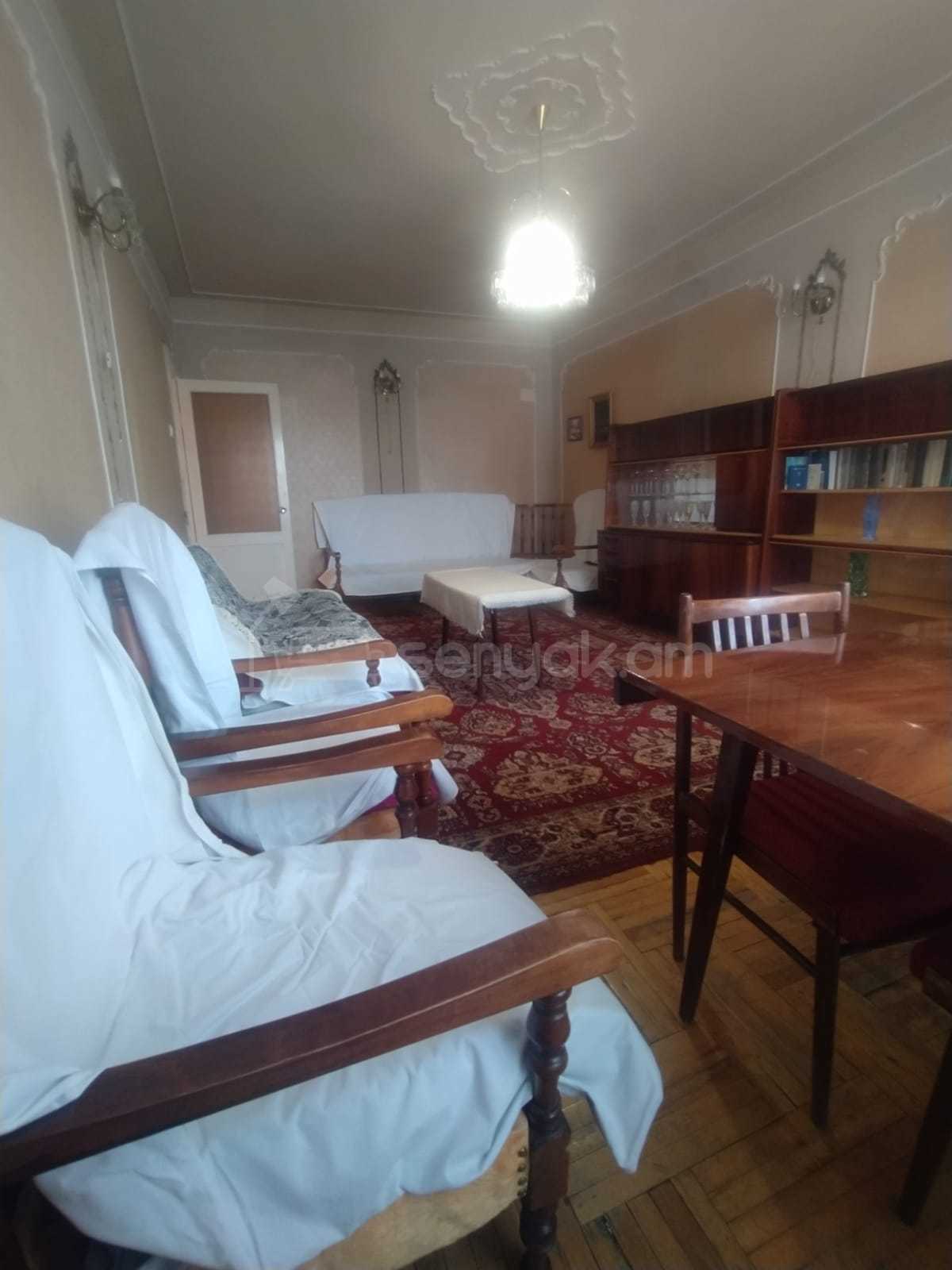 3 Սենյականոց Բնակարան, 87քմ, 2/12 հարկ, Նորմալ Վիճակում