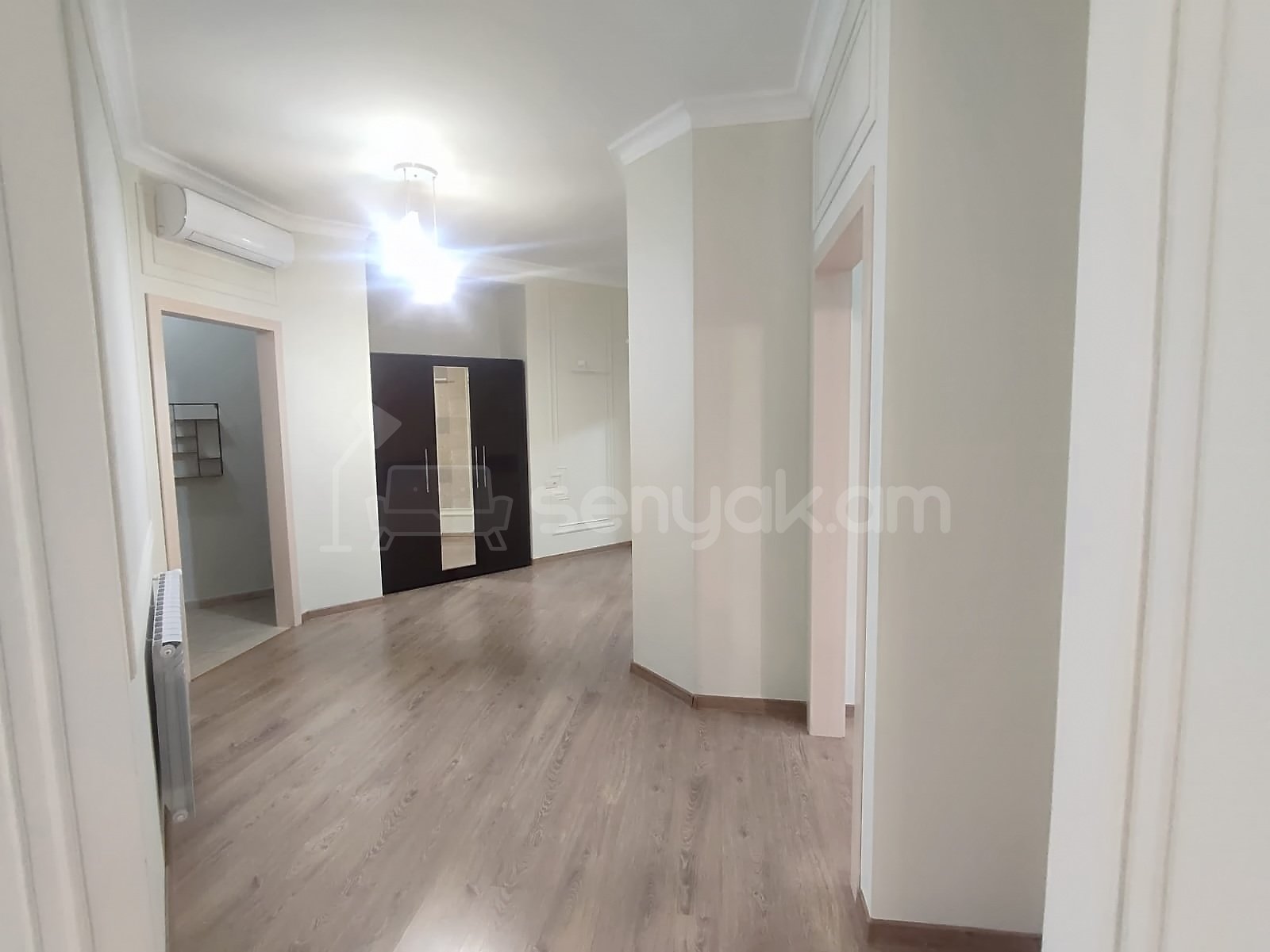 4 Սենյականոց Բնակարան Նորակառույցում, 145քմ, 1/6 հարկ, Կապիտալ Վերանորոգված