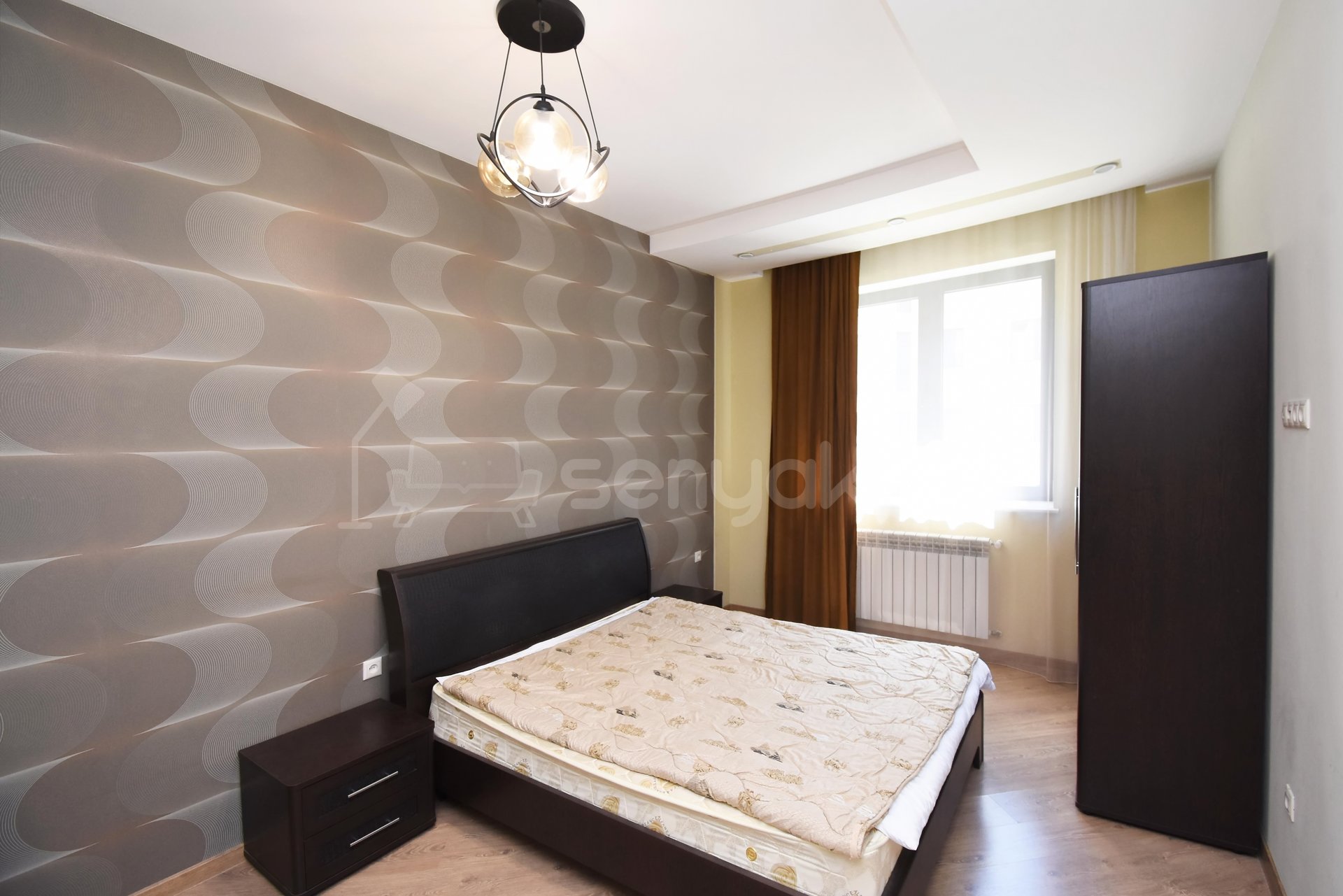 4 Սենյականոց Բնակարան Նորակառույցում, 145քմ, 1/6 հարկ, Կապիտալ Վերանորոգված