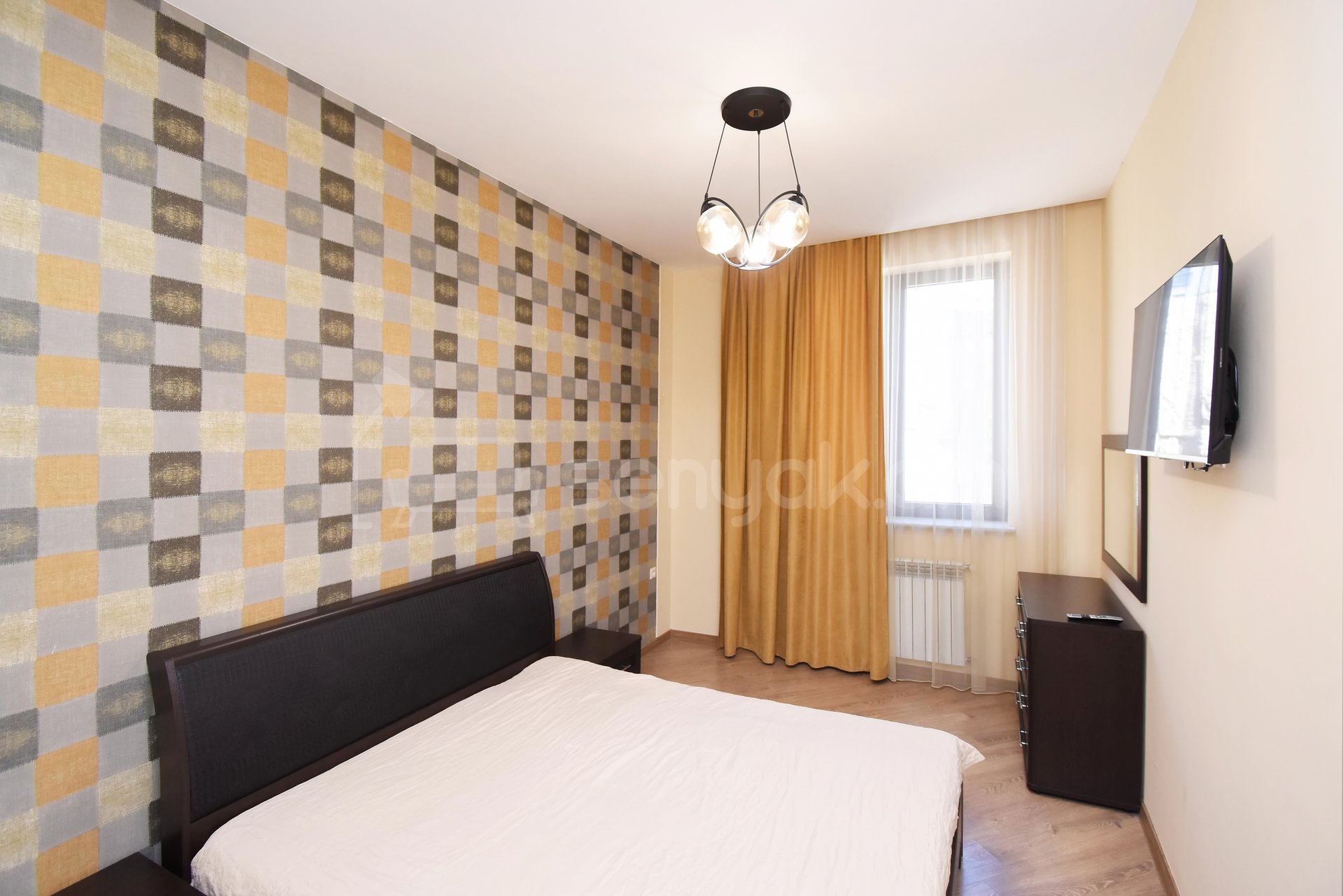 4 Սենյականոց Բնակարան Նորակառույցում, 145քմ, 1/6 հարկ, Կապիտալ Վերանորոգված