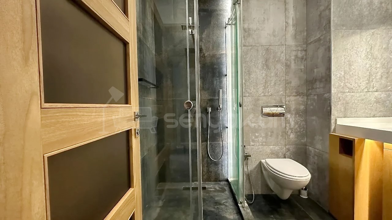 2 Սենյականոց Բնակարան Նորակառույցում, 73քմ, 2/6 հարկ, Դիզայներական Վերանորոգված