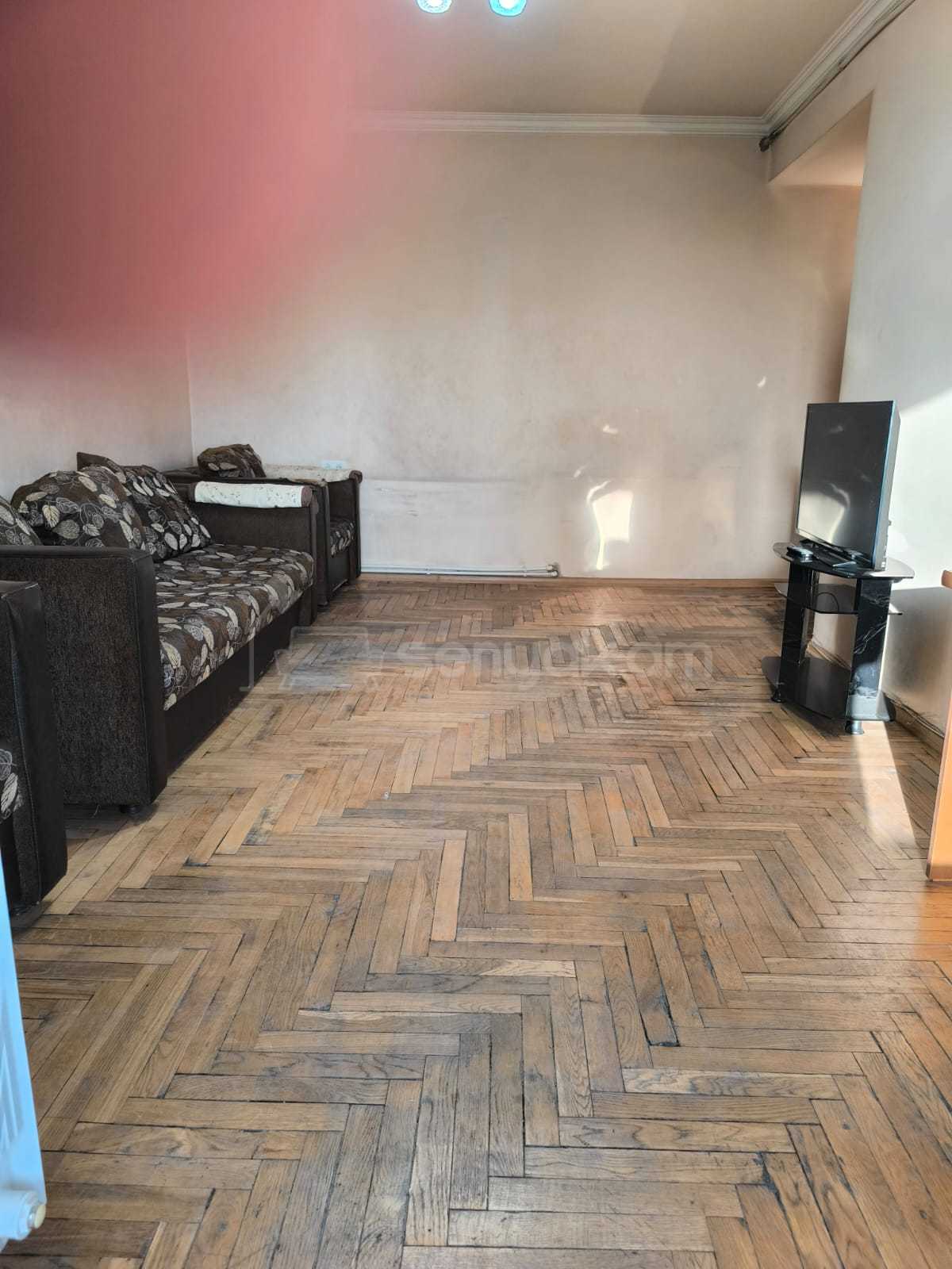 1 Սենյականոց Բնակարան, 48քմ, 3/9 հարկ, Նորմալ Վիճակում