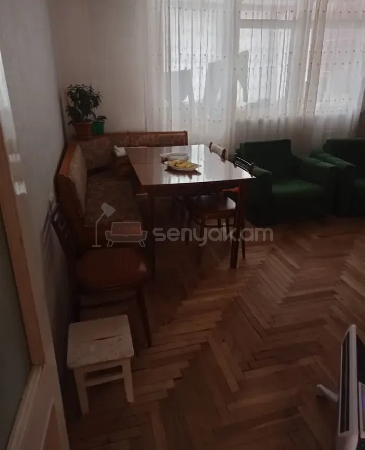 3 Սենյականոց Բնակարան, 73քմ, 4/9 հարկ, Նորմալ Վիճակում