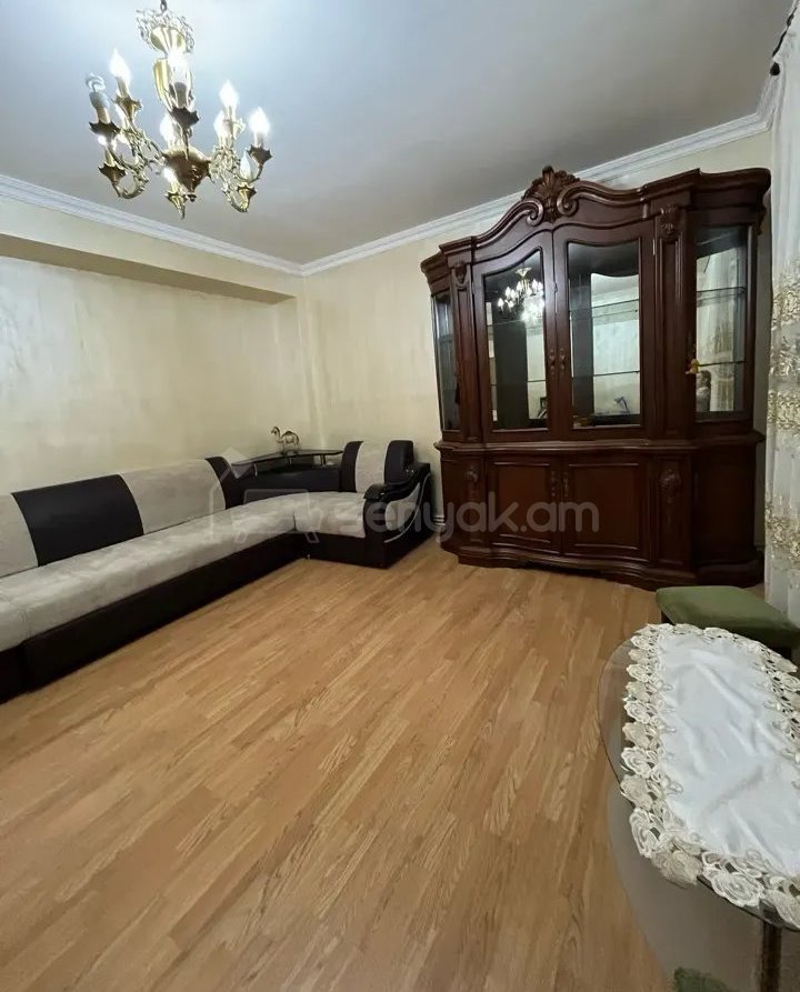 3 Սենյականոց Բնակարան, 78քմ, 5/9 հարկ, Կապիտալ Վերանորոգված