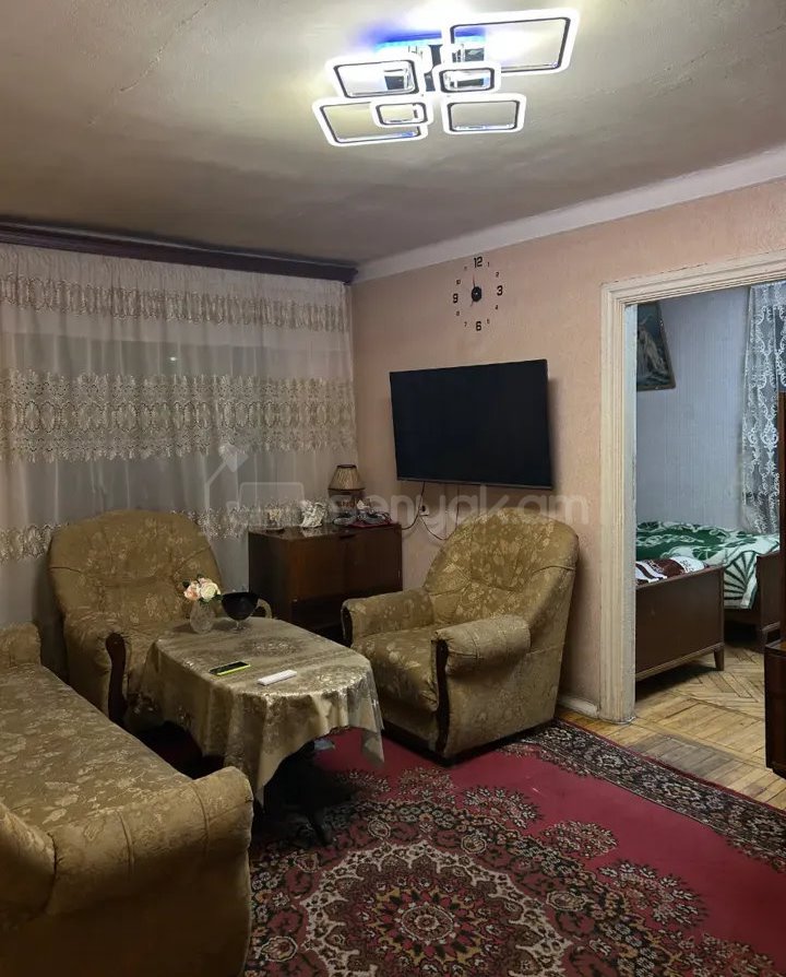 2 Սենյականոց Բնակարան Քարե Շենքում, 44քմ, 3/4 հարկ, Կոսմետիկ Վերանորոգված