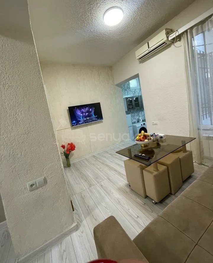 2 Սենյականոց Բնակարան Քարե Շենքում, 40քմ, 1/5 հարկ, Կապիտալ Վերանորոգված