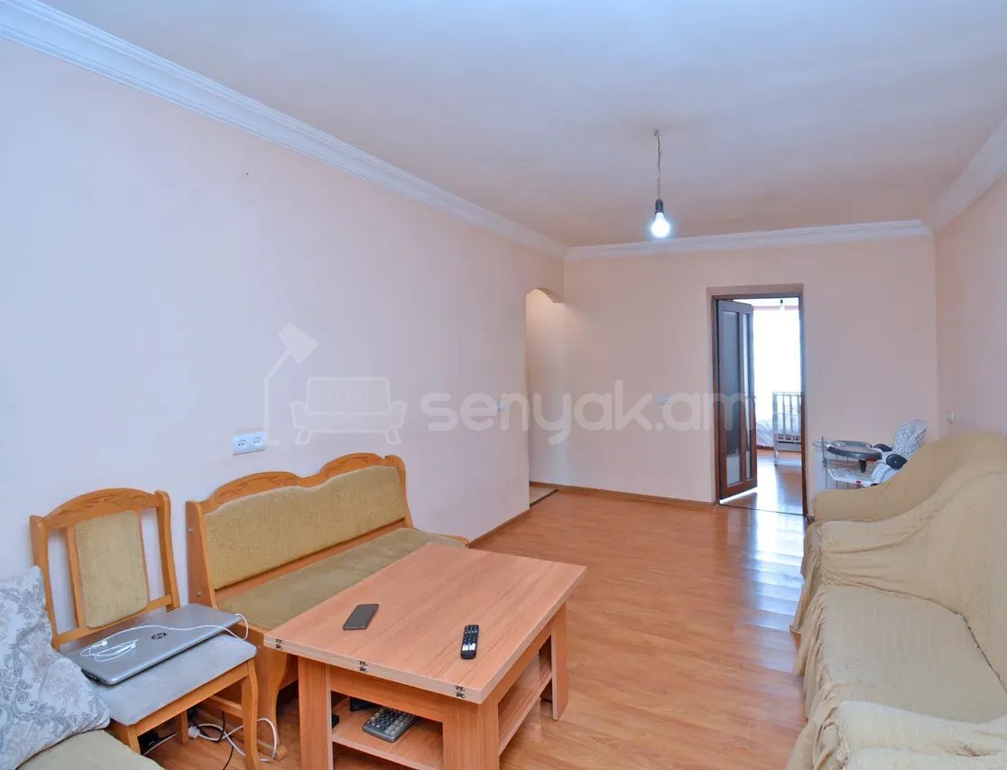 2 Սենյականոց Բնակարան Քարե Շենքում, 55քմ, 5/5 հարկ, Կոսմետիկ Վերանորոգված